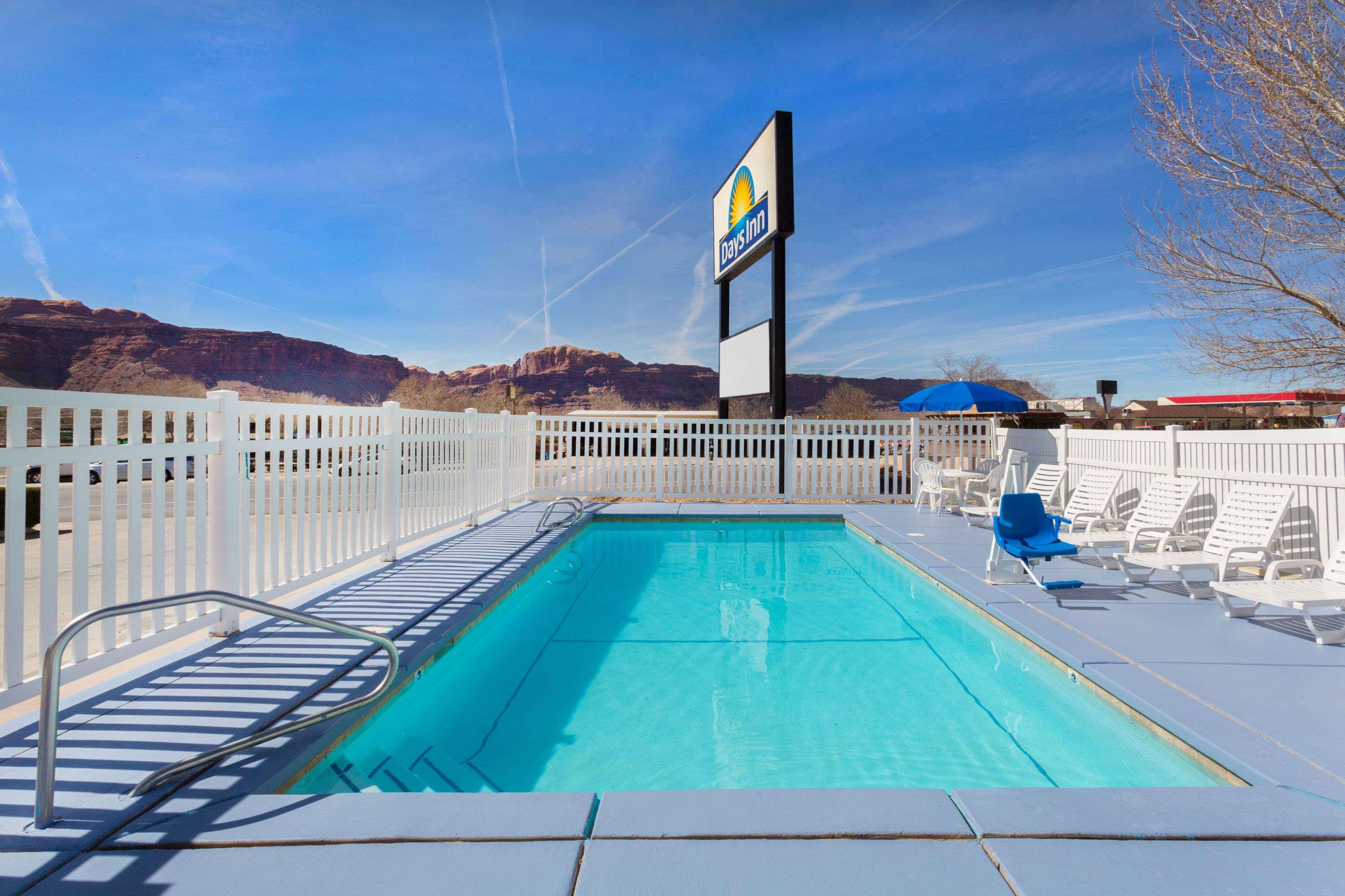 Days Inn By Wyndham מואב מראה חיצוני תמונה